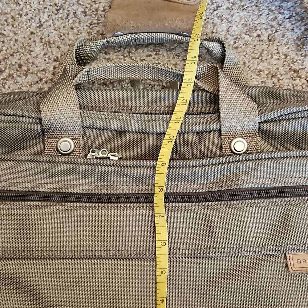 Briggs And Riley Stylish Tan Men's Bag